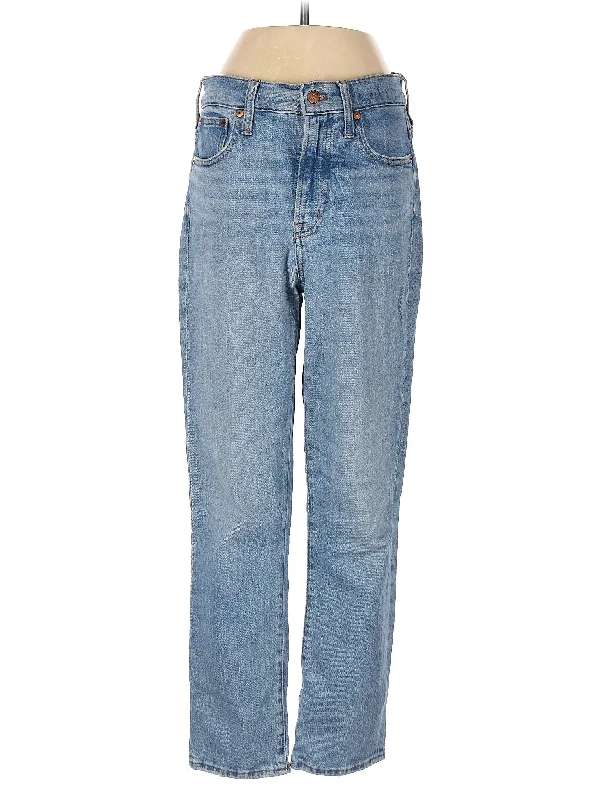 High-Rise Straight-leg Jeans in Light Wash