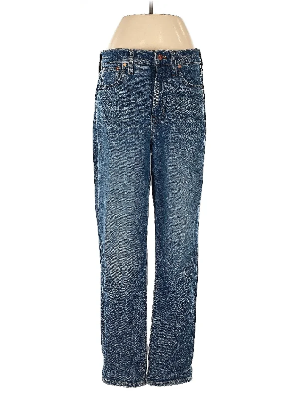 High-Rise Straight-leg Jeans in Medium Wash