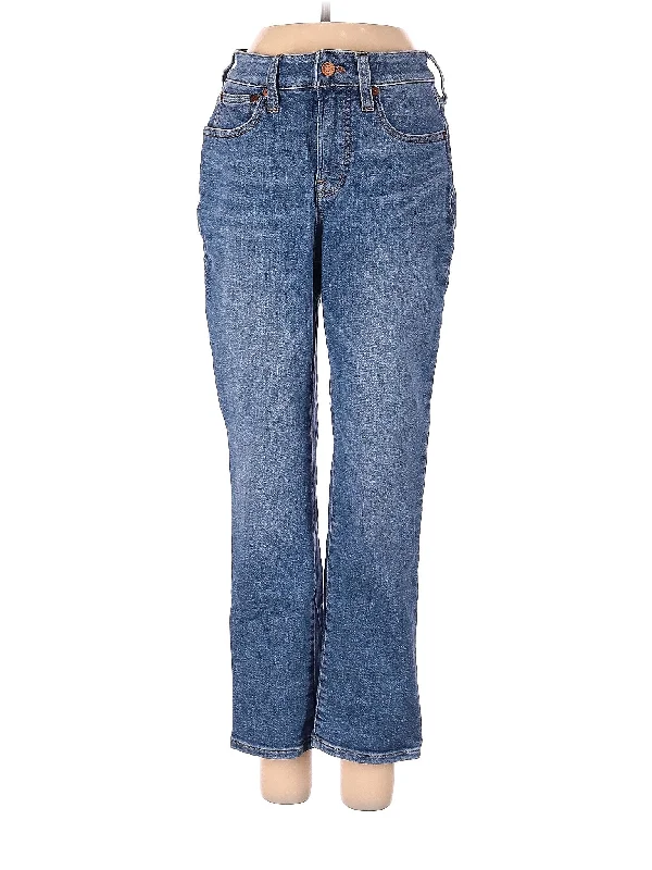 High-Rise Straight-leg Jeans in Medium Wash