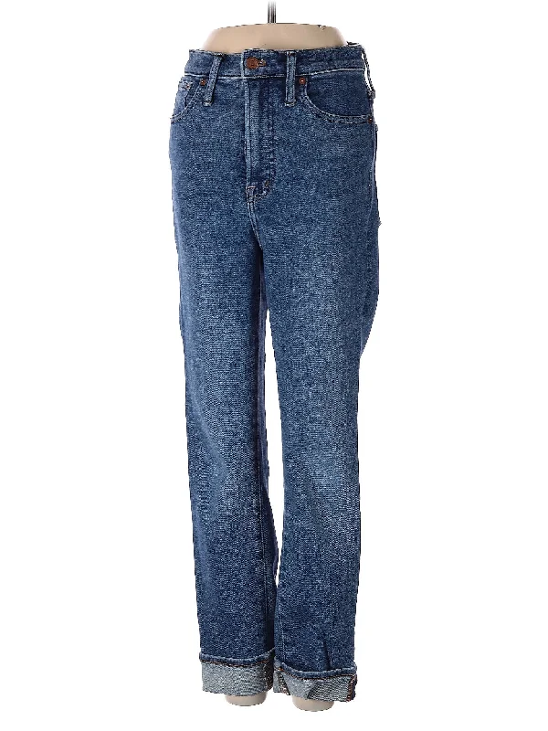 High-Rise Straight-leg Jeans in Medium Wash