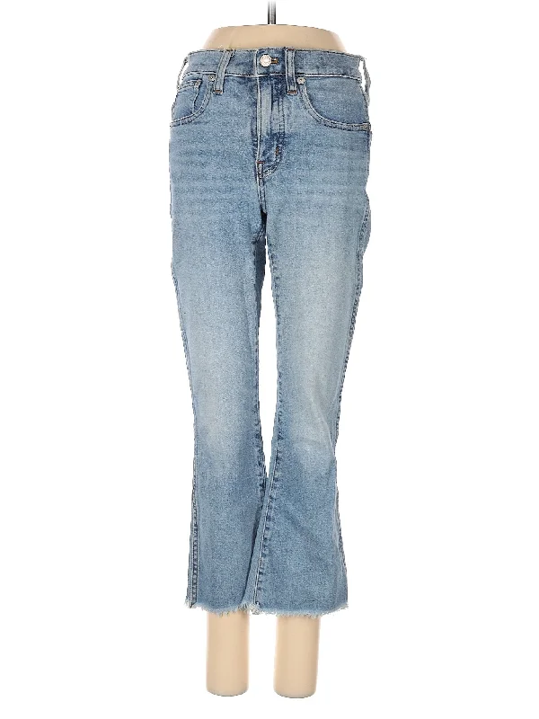 Mid-Rise Bootleg Jeans in Light Wash