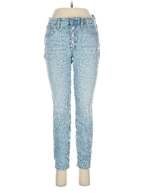 Mid-Rise Boyjeans Jeans in Light Wash