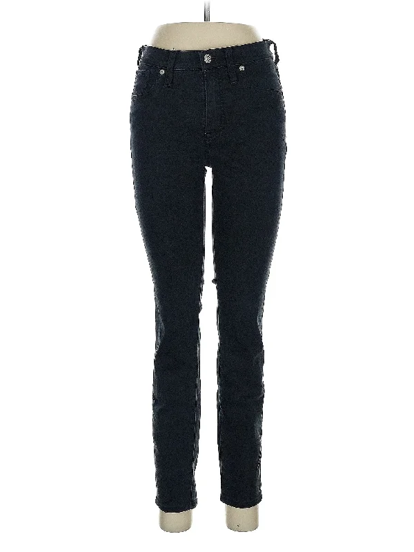 Mid-Rise Skinny Jeans in Dark Wash