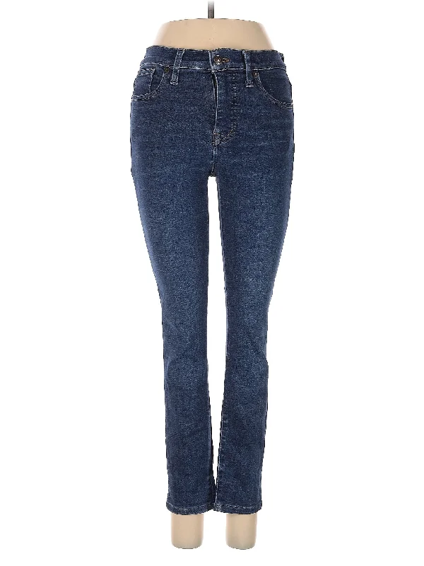 Mid-Rise Skinny Jeans in Dark Wash