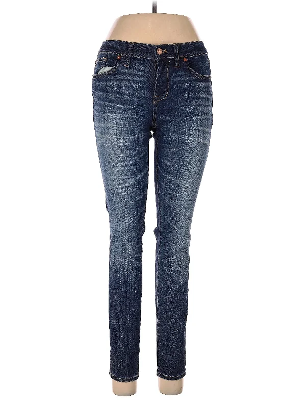 Mid-Rise Skinny Jeans in Dark Wash