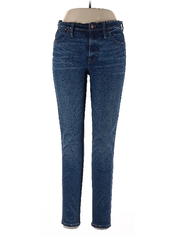 Mid-Rise Skinny Jeans in Dark Wash