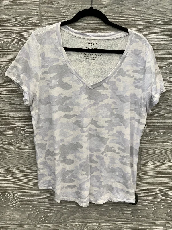 Camouflage Print Top Short Sleeve Torrid, Size L