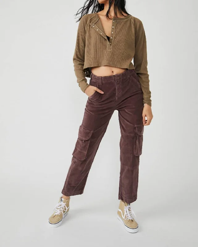 Hard Crushin Plush Cargo Pants In Chocolate Merlot